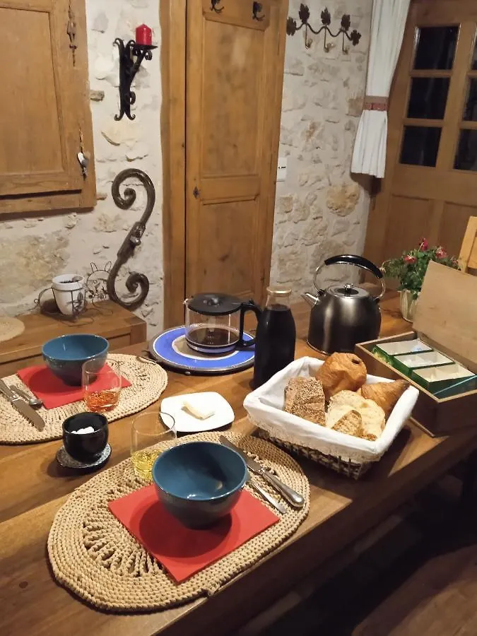 Chez Karine Bed & Breakfast Ceyzerieu