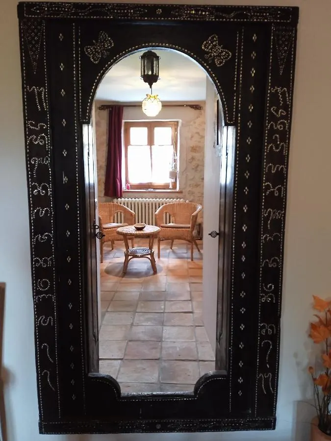 Chez Karine Bed & Breakfast Ceyzerieu