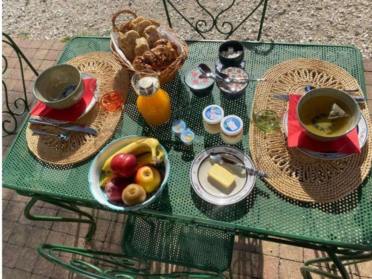 Chez Karine Bed & Breakfast Ceyzerieu France